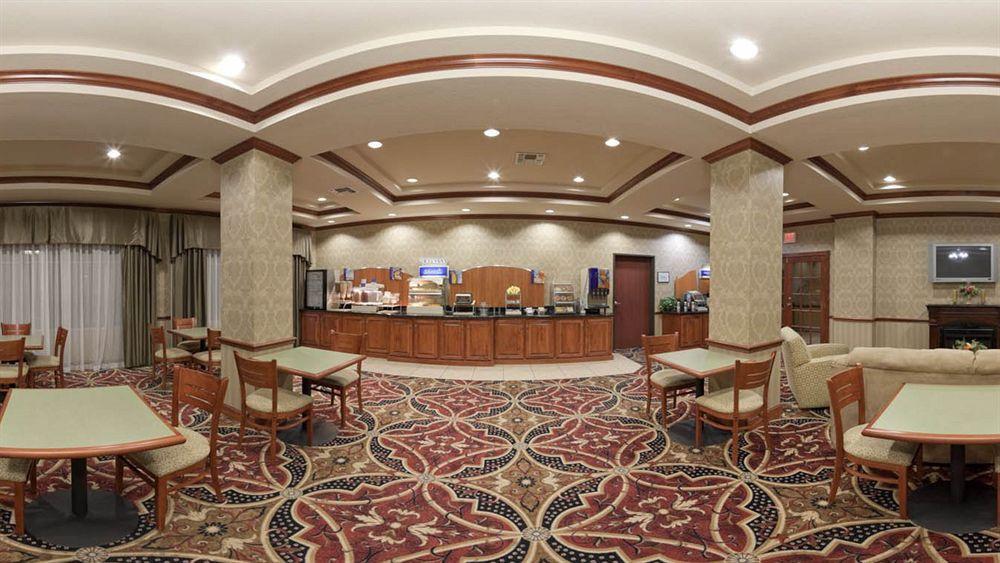 Holiday Inn Express Hotel And Suites Corsicana I-45 By Ihg Екстериор снимка