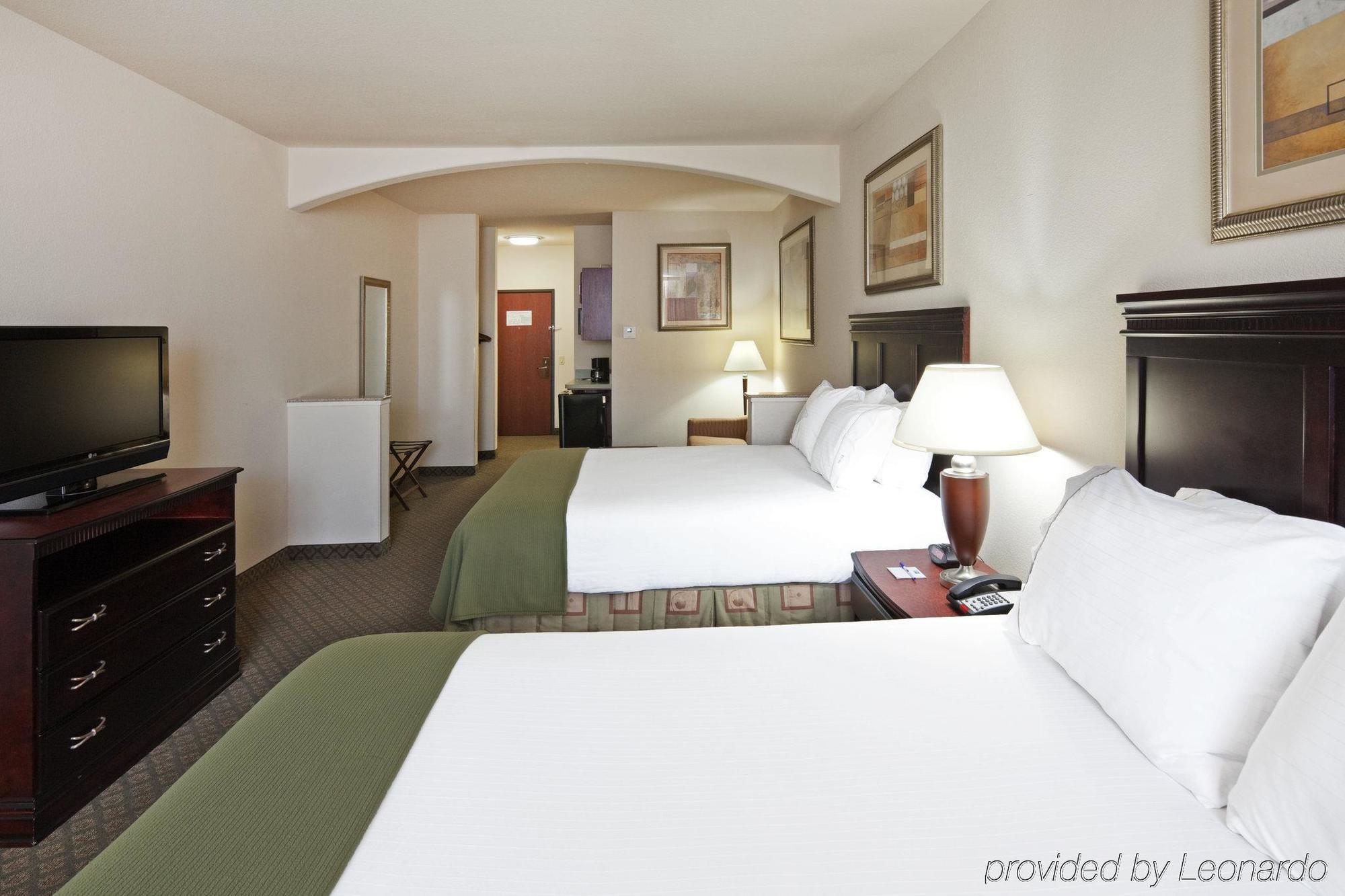 Holiday Inn Express Hotel And Suites Corsicana I-45 By Ihg Стая снимка
