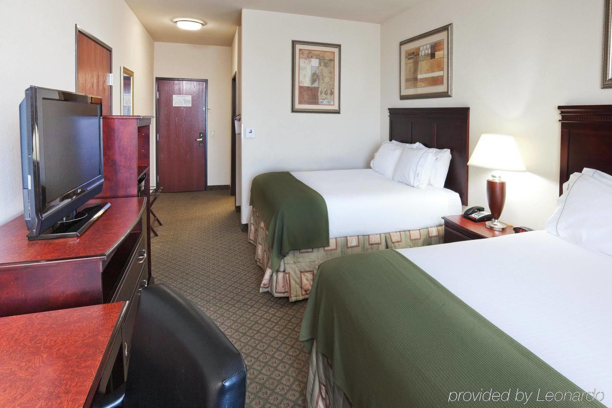 Holiday Inn Express Hotel And Suites Corsicana I-45 By Ihg Стая снимка