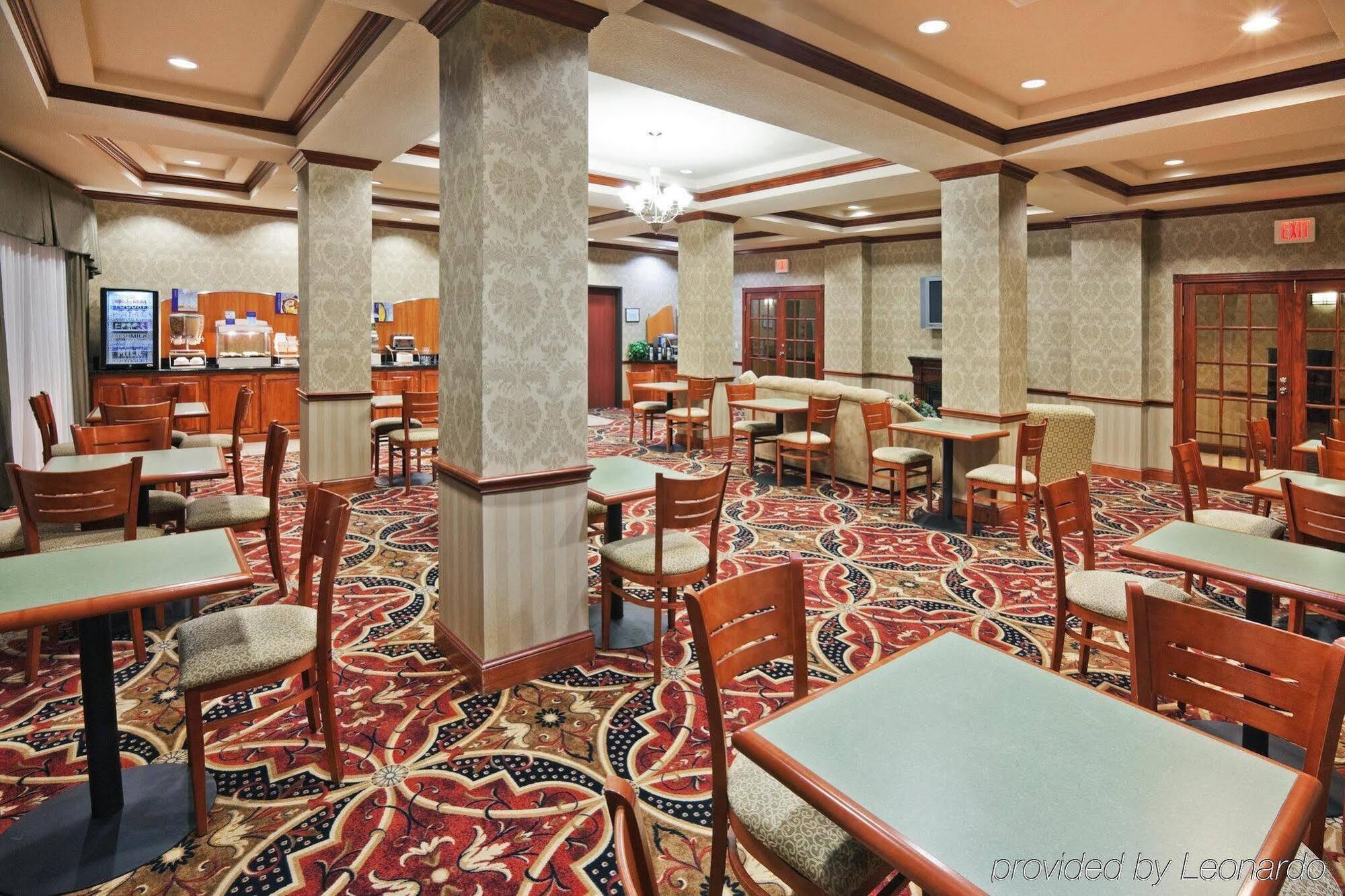 Holiday Inn Express Hotel And Suites Corsicana I-45 By Ihg Екстериор снимка