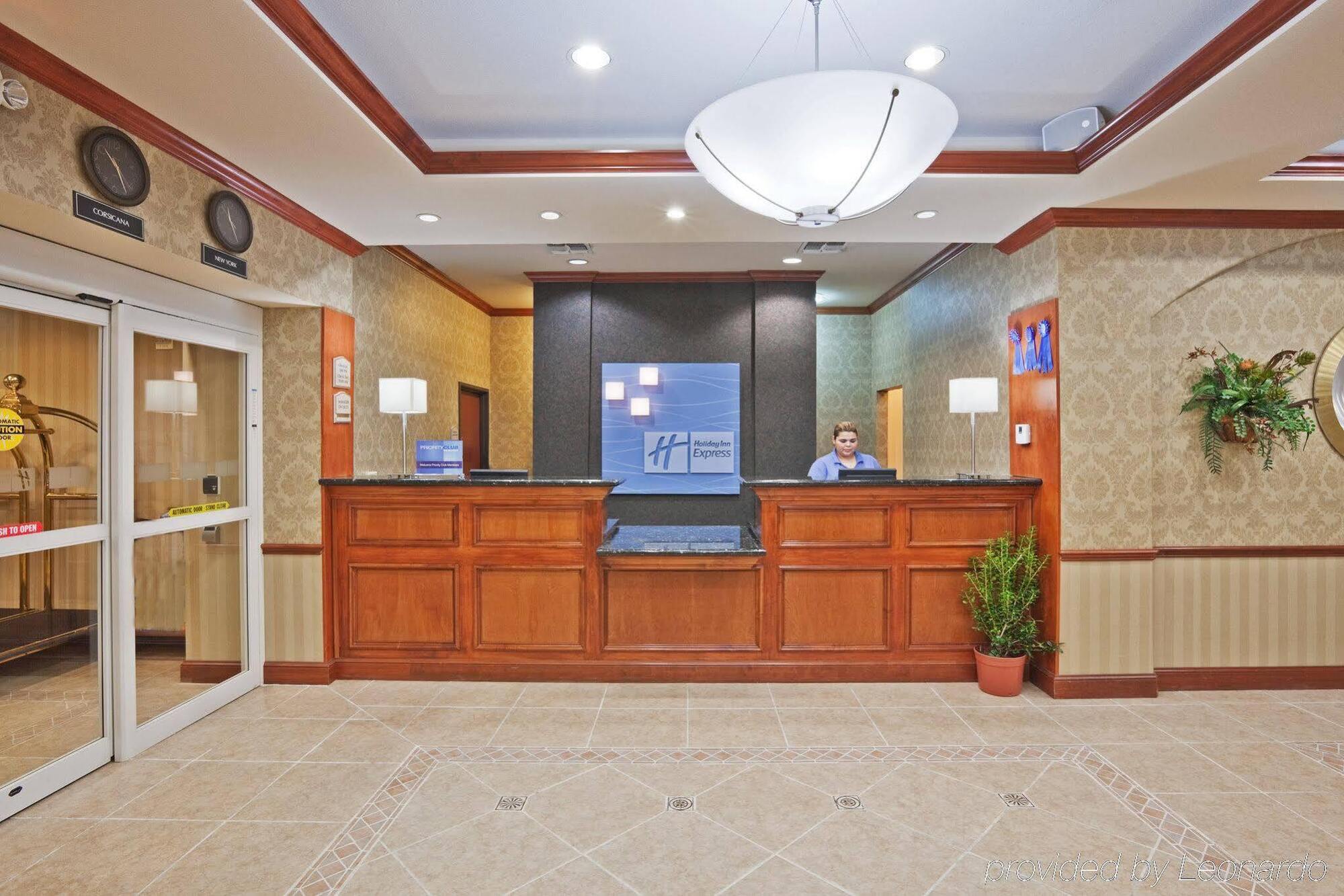 Holiday Inn Express Hotel And Suites Corsicana I-45 By Ihg Екстериор снимка